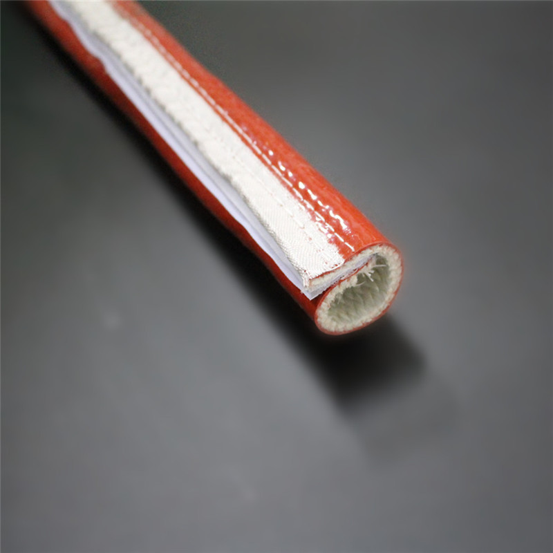 Fireproof hydraulic hose sleeve